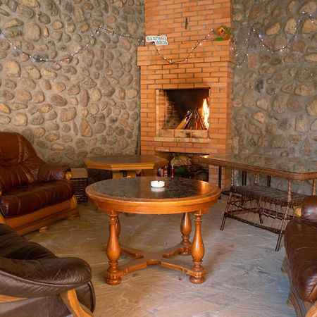 Guest House Oxygen Kasbegi Buitenkant foto