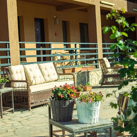 Guest House Oxygen Kasbegi Buitenkant foto